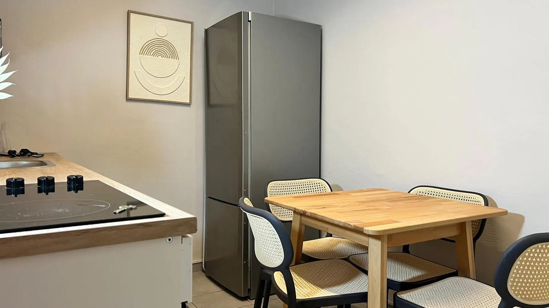 Stylish Modern Studio For 4P With Private Garden Viena Austria