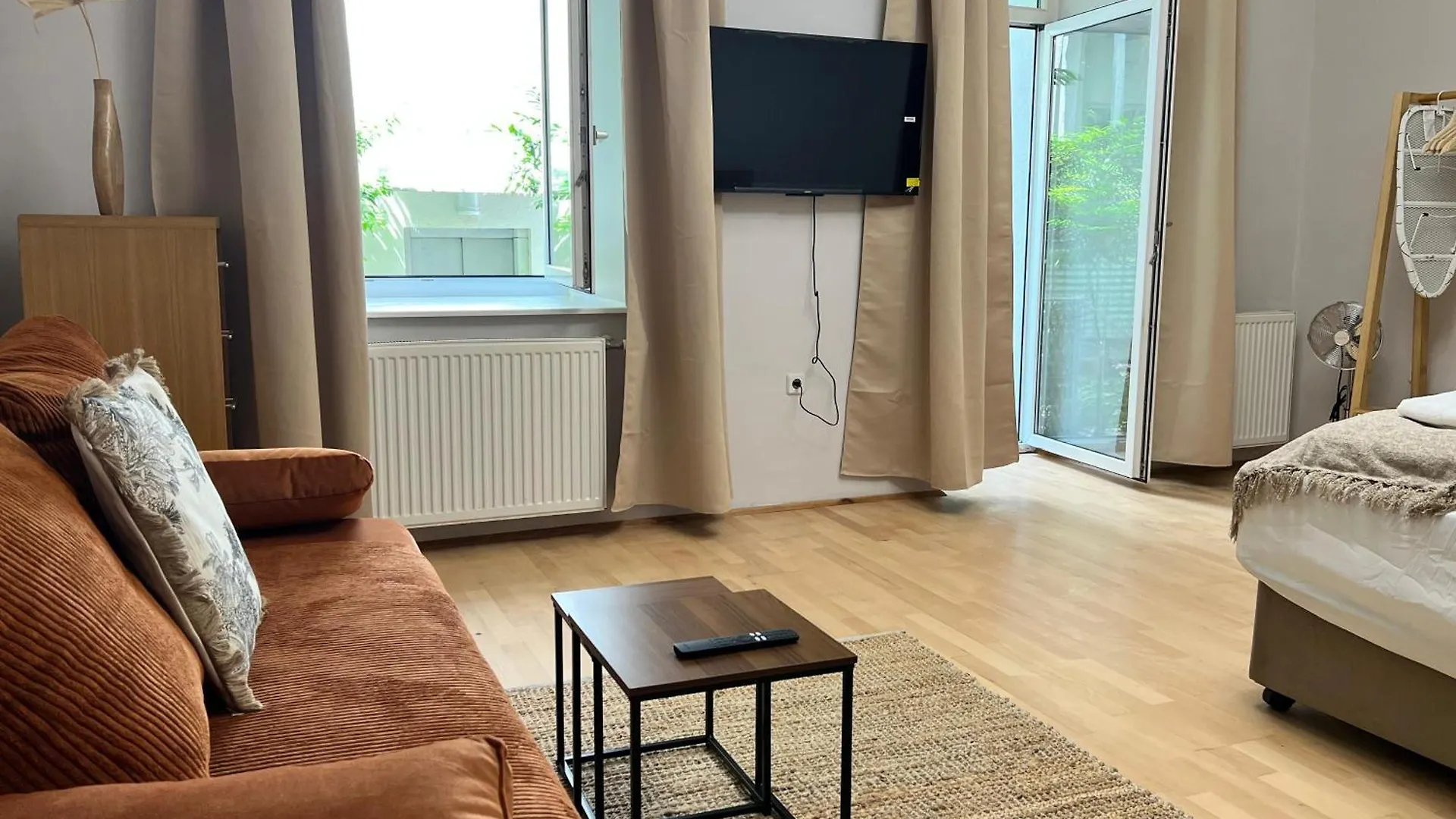 Apartament Stylish Modern Studio For 4P With Private Garden Viena